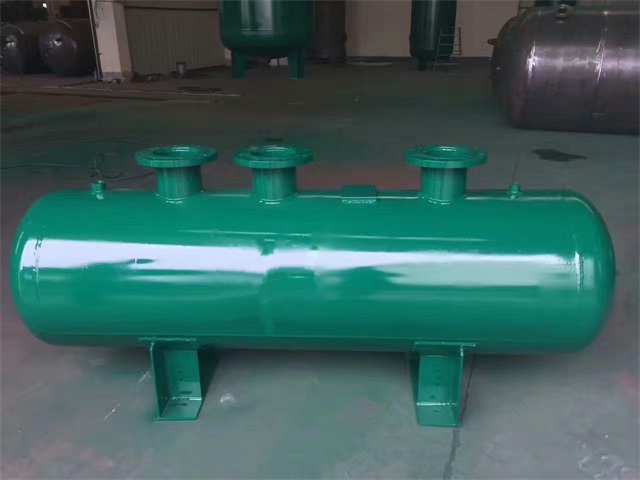 1679991473376569.jpeg 泗水泗水泗水蒸汽分气缸1.jpeg
